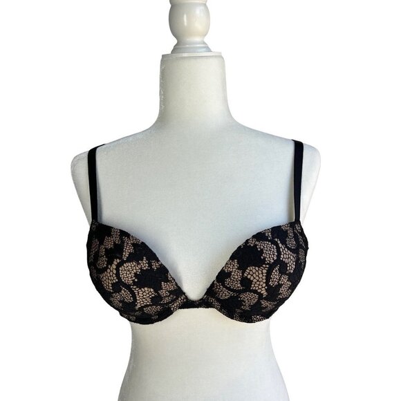 Wacoal Black Lace Overlay Padded Bra Size 34B - Picture 2 of 8